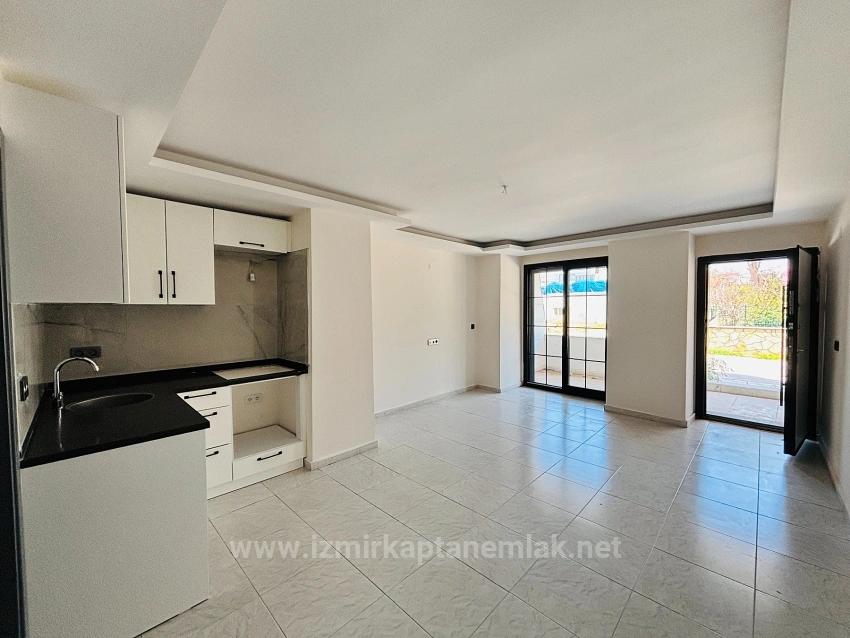 Renovated 1+1 Flat Flat For Sale In İzmir Seferihisar Payamlı District Deniz Street