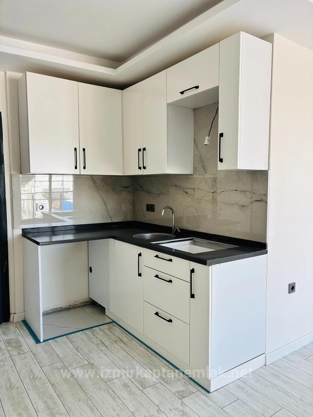 Renovated 1+1 Flat For Sale In İzmir Seferihisar Payamlı District Deniz Street