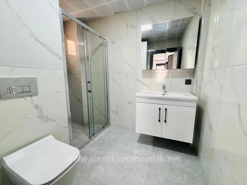 Renovated 2+1 Apartment For Sale In Deniz Street, Payamlı Neighborhood, Seferihisar, Izmir.