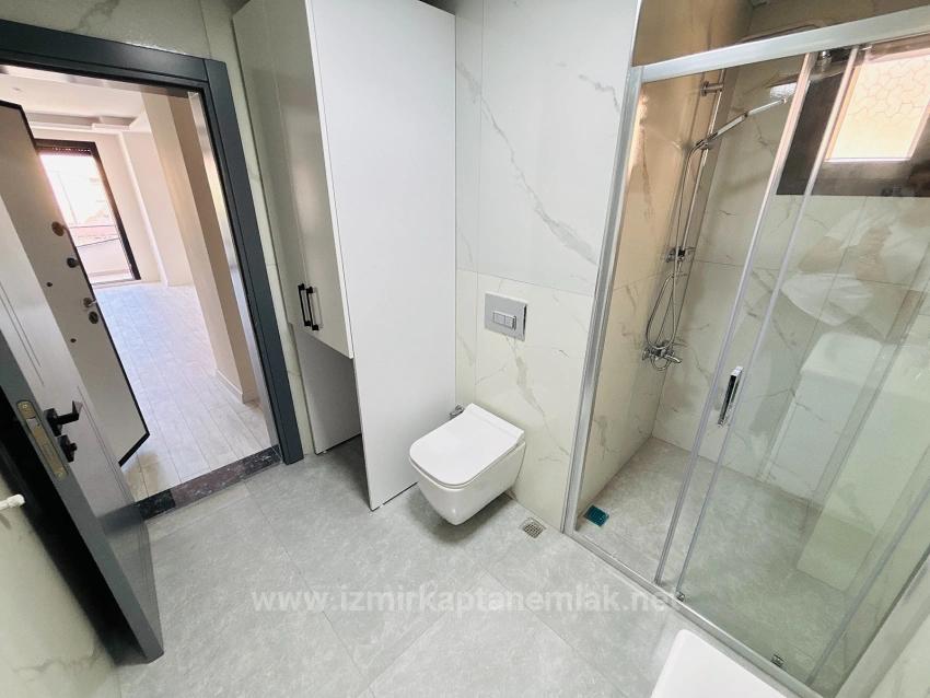 Renovated 2+1 Apartment For Sale In Deniz Street, Payamlı Neighborhood, Seferihisar, Izmir.