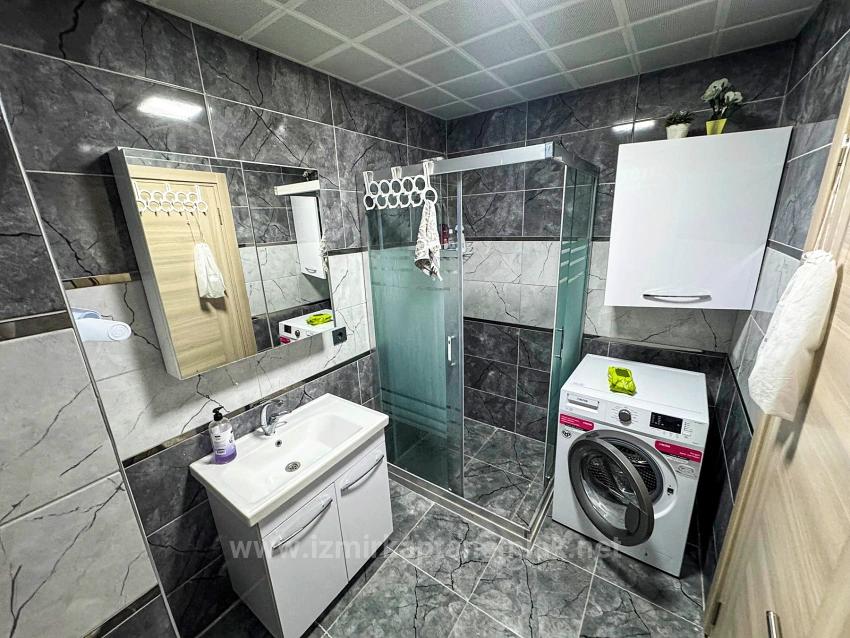 1+1 Apartment For Sale In A Complex With A Swimming Pool In Bengiler, Seferihisar, Izmir.