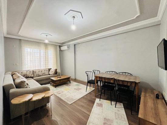 2+1 Apartment For Sale In Bengiler, Seferihisar, Izmir, In The Market Center, Front Facing, With Closed Kitchen