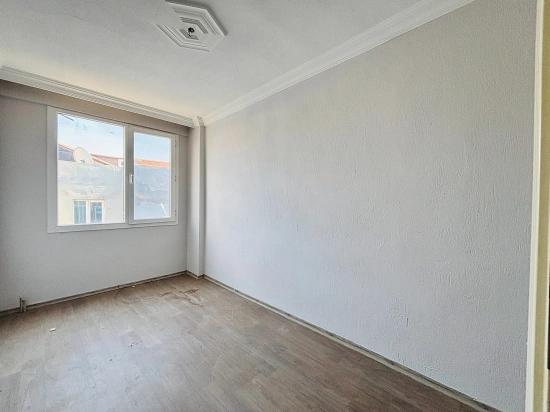 2+1 Apartment For Sale In Bengiler, Seferihisar, Izmir, In The Town Center.