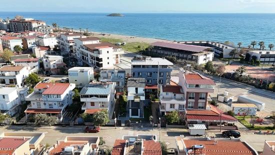 3+1 Detached House With Smart Home System And Pool, 100M From The Sea In Gümüldür Neighborhood, Menderes, İzmir.