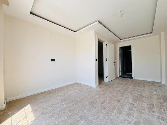 3+1 Detached Villa With Pool For Sale In Cumhuriyet Neighborhood, Seferihisar, Izmir