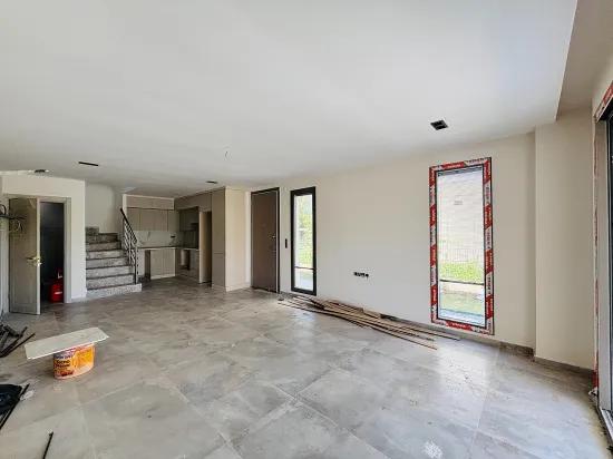 İzmir Seferihisar Mersinalanı Neighbourhood In A Poolside Complex 10 Units Of 3+1 For Sale Villas
