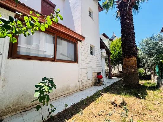 İzmir Seferihisar Republic Neighbourhood In 3+1 Garden Villa