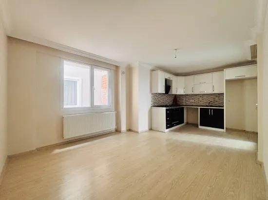 İzmir Seferihisar Çolak İbrahim Bey neighbourhood In 2+1 1st floor rental flat