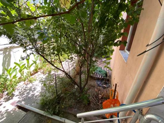 In İzmir Seferihisar Mersin Area Neighbourhood Spacious Garden 2+1 Apartment for Sale