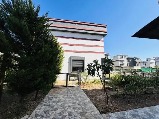 İzmir Seferihisar In Cumhuriyet Neighbourhood Shared Entrance 3+1 For Sale Detached Villa