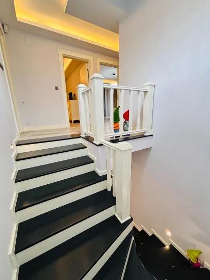 3+1 for sale summer house Inside a pool site In İzmir Seferihisar Cumhuriyet Neighbourhood