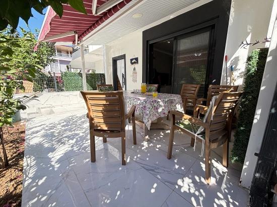 Spacious 3+1 Villa For Sale In Seferihisar Payamlı, 500 M From The Beach