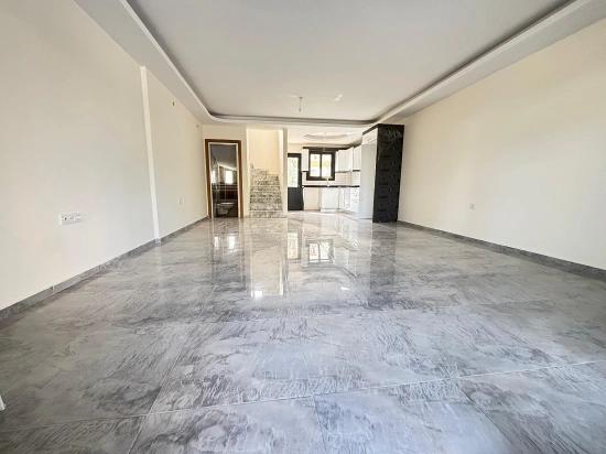Spacious 3+1 Villa For Sale In Seferihisar Doğanbey Center