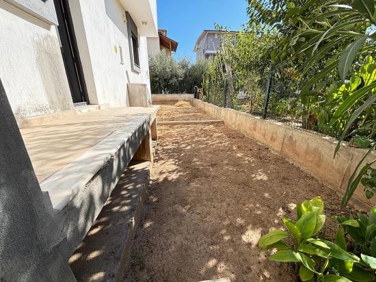 Spacious 3+1 Villa For Sale In Seferihisar Doğanbey Center