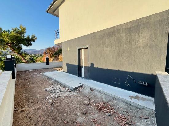 2+1 Villa For Sale In Seferihisar Payamlı With Garden, Zero Construction And Occupancy Permit