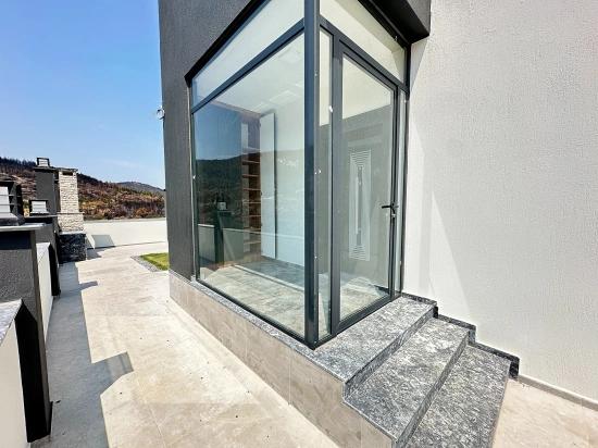 Independent, Quality New 4+1 Villa For Sale Within 287M2 In Seferihisar Doğanbey