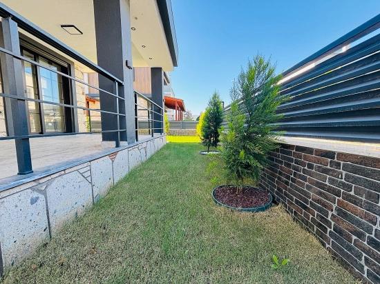 300m2 Gross Large 3+1 Villa With Independent Pool For Sale In Doğanbey