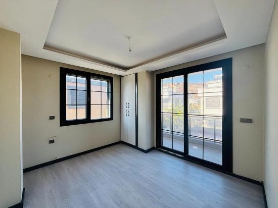 300m2 Gross Large 3+1 Villa With Independent Pool For Sale In Doğanbey