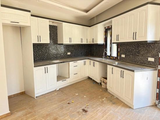 3+1 Villa For Sale In Menderes Özdere, Centrally Located, With Garden And Separate Kitchen