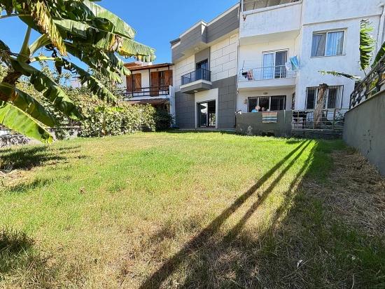 Brand New 4+1 Triplex For Sale In Menderes Özdere, 50 M From The Beach With A Large Garden
