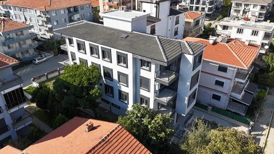 2+1 Middle Floor Flat In Camikebir, Seferihisar, Izmir