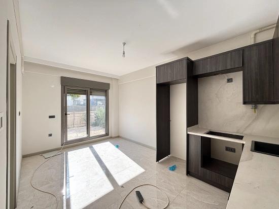 1+1 Ground Floor Garden Flat In Izmir Seferihisar Çolakibrahim