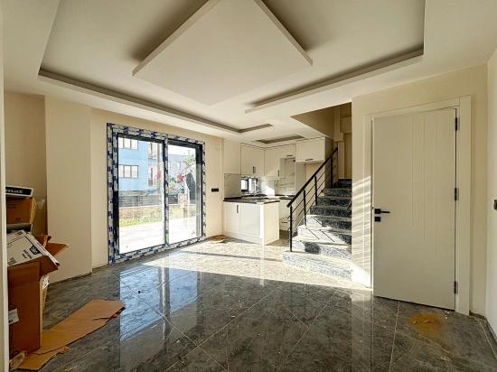 2+1 Villa For Sale 600 Meters From The Sea In Ürkmez, Seferihisar, Izmir