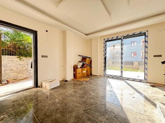 2+1 Villa For Sale 600 Meters From The Sea In Ürkmez, Seferihisar, Izmir