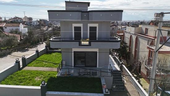3+1 Detached Villa For Sale In İzmir Seferihisar Ürkmez, 1100 Meters From The Sea
