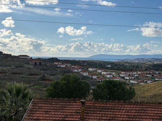 2+1 Detached Triplex Villa With Sea View In Tepecik Neighborhood, Seferihisar, Izmir