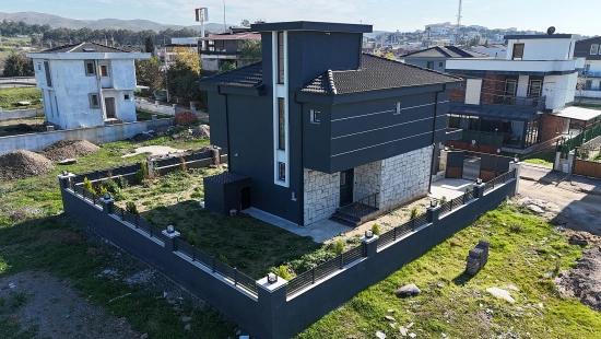 Single Detached Duplex Villa With Pool In Düzce Neighborhood, Seferihisar, İzmir