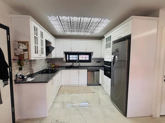 3+1 Detached Villa With Spacious Garden And En-suite Bathroom In Each Bedroom