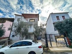 Centrally Located 4+1 Villa For Sale In Payamlı Neighborhood, Seferihisar, İzmir, Within Walking Distance To The Sea.