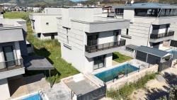 3+1 Detached Villa With Pool For Sale In Cumhuriyet Neighborhood, Seferihisar, Izmir