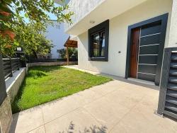 4+1 Villa For Sale With Garden In Seferihisar Doğanbey, 400 Meters From The Beach