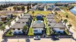 3+1 Bedroom Summerhouse For sale in Cumhuriyet Nbh. Seferihisar Doğanbey - 290 m²