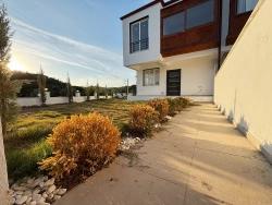 Brand New 3+1 Villa For Sale With A Large Garden In Seferihisar Payamlı Village