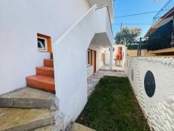 2+1 Flat For Sale With Garden In Seferihisar Ürkmez Central Location