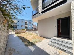 2+1 Villa For Sale In Seferihisar Ürkmez, 500M From The Beach, Suitable For Loans