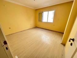 2+1 Apartment For Sale In Seferihisar Ürkmez, Centrally Located 150M From The Beach