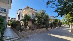 4+1 Villa With Garden For Rent On Havacılar Beach In Doğanbey, Seferihisar