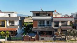 3+1 Detached Villa With Spacious Garden And En-Suite Bathroom In Each Bedroom