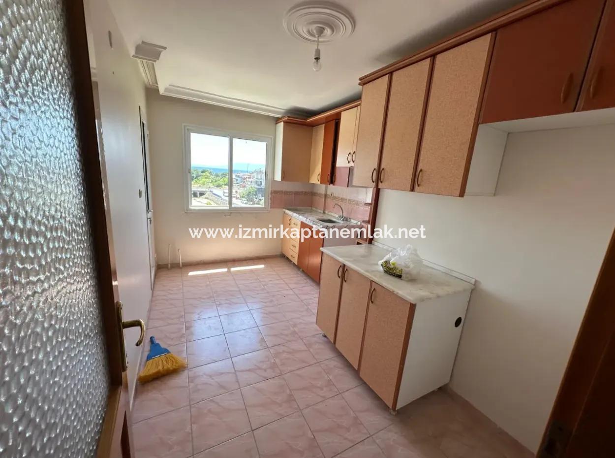 3 1 Apartment For Sale With Sea View Mah.de Of İzmir Seferihisar Bengiler