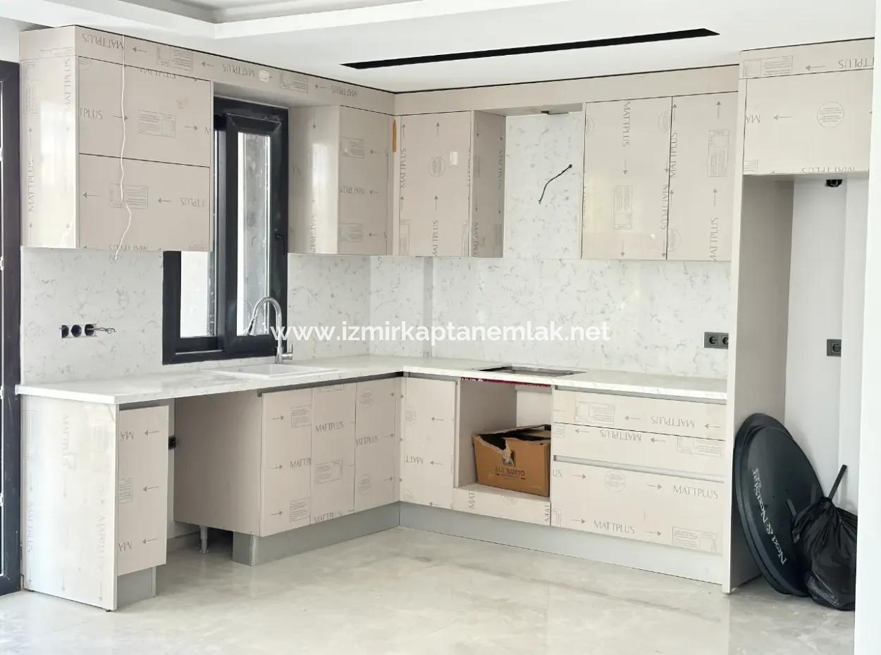 5 1 Villa For Sale In The Center Of Doğanbey