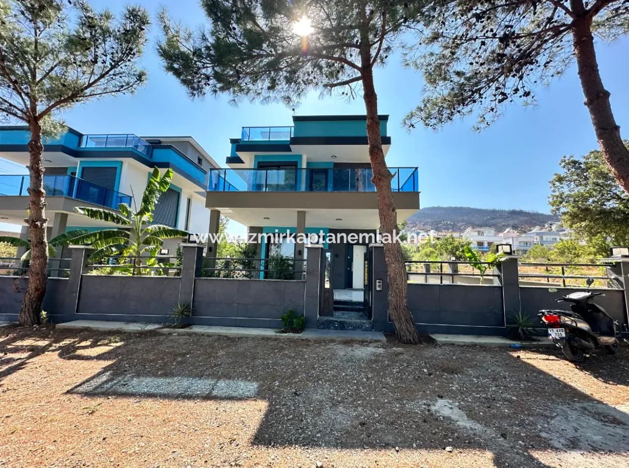Doganbey 200M2 Independent Luxury Building For Sale 3 1 Villa