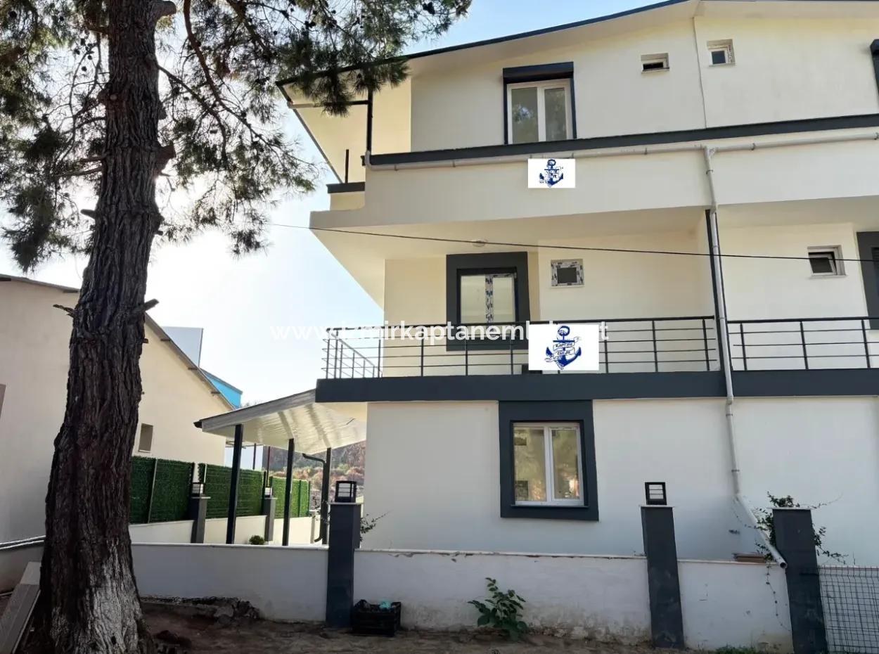 2 1 Licensed Villa For Sale With Garden In Payamlı
