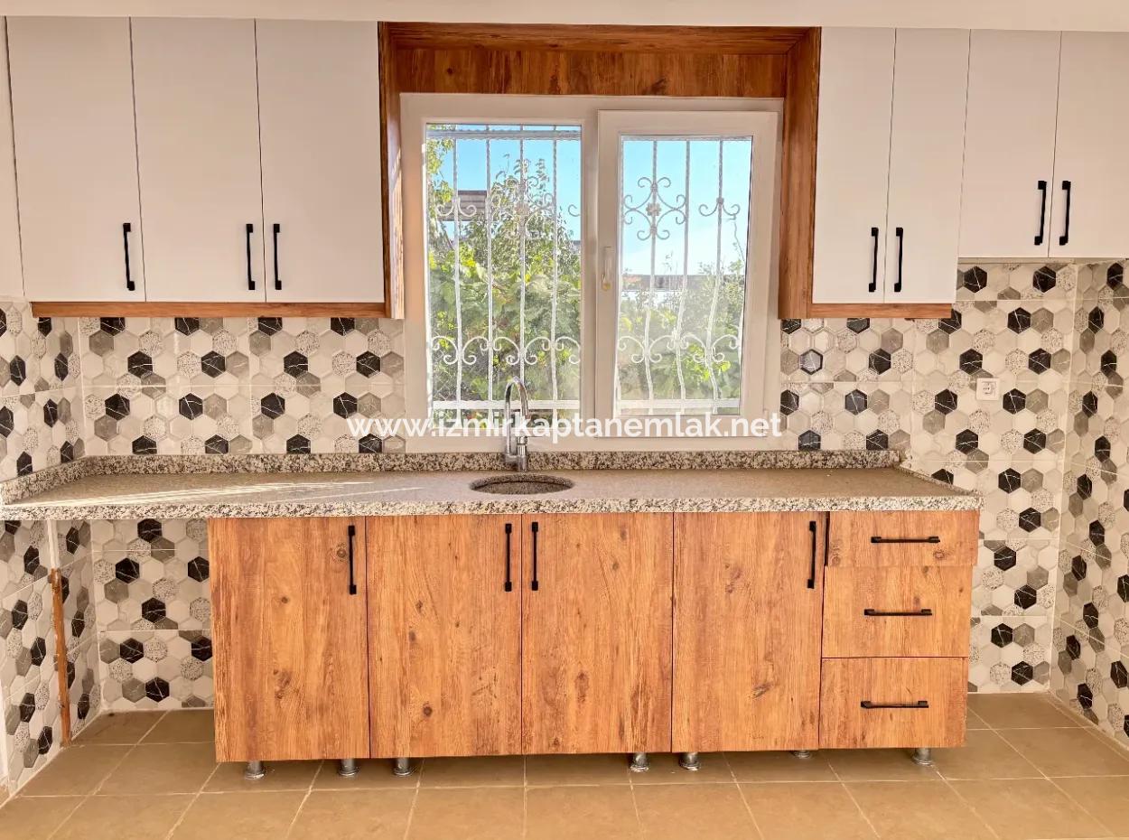 Separate Kitchen And Garden Inexpensive 2 1 Flat For Sale In Ürkmez