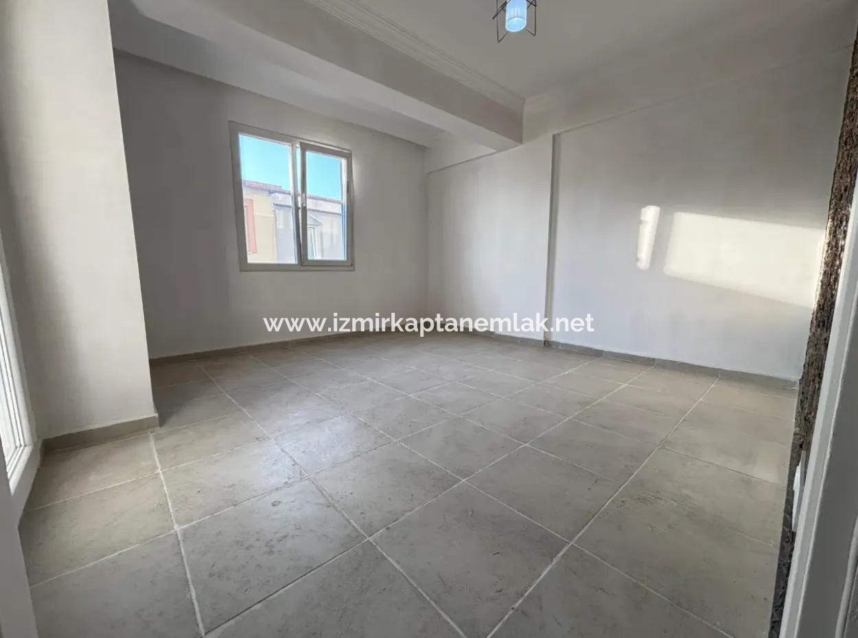 Separate Kitchen And Garden Inexpensive 2 1 Flat For Sale In Ürkmez