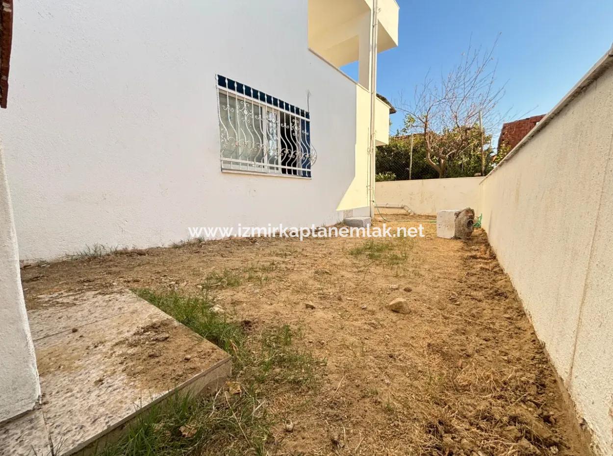 Separate Kitchen And Garden Inexpensive 2 1 Flat For Sale In Ürkmez