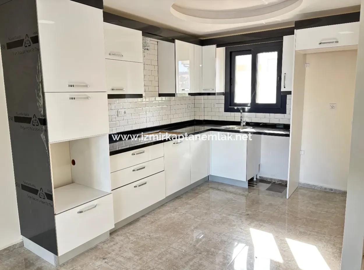 3 1 Villa For Sale In Doğanbey With 500 M Parking Lot Garden